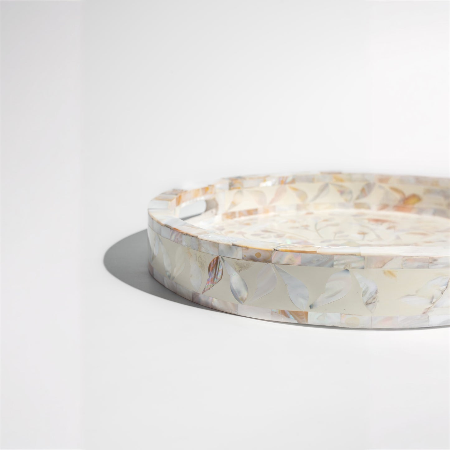 Natural Mother-of-Pearl Inlay Round Tray